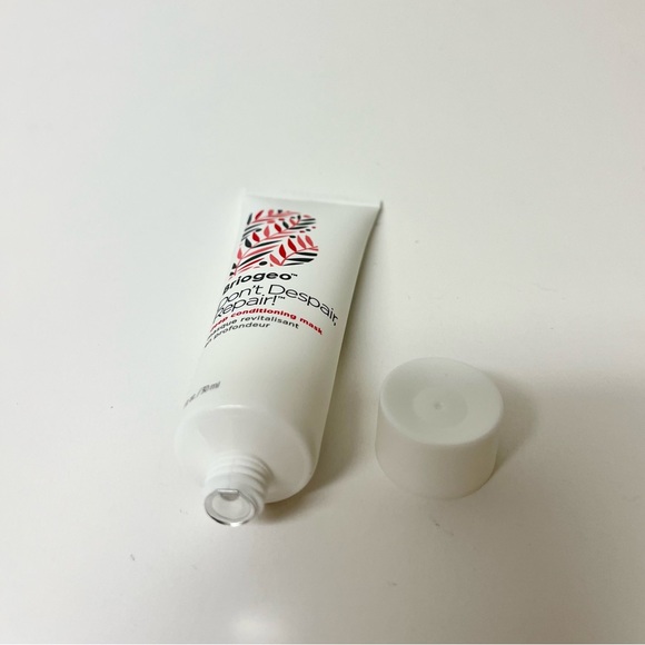 Briogeo
Don't Despair, Repair! Deep Conditioning Hair Mask mini 30ml - Picture 2 of 3